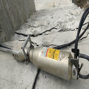 New S 90 Hydraulic Rock Splitter by Indian Manufacturer - Product Image 4