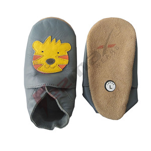 Zapatos de bebé de cuero genuino, venta al por mayor, bonitos - Product Image 1