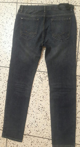 Bangladesh Stock Jeans de cintura baja ajustados para hombre Ropa de invierno/primavera Material de algodón Técnicas lavadas para adultos - Product Image 3