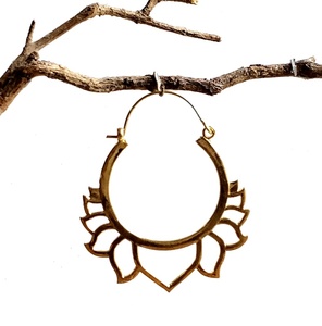 Boucles d'oreilles en laiton bohème Lotus Design bijoux tribaux indiens pour mariages fêtes cadeaux fiançailles inspirés des styles ethniques - Product Image 3