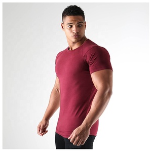 Vêtements de sport pour hommes en gros - T-shirts respirants grande taille pour la gym et le fitness, couleurs et logos personnalisables, 100% coton - Product Image 3