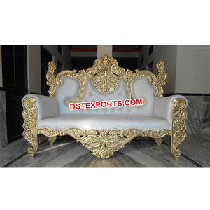 Hermoso sofá de boda asiático, silla de Mandap de dos plazas de Metal y latón dorado para boda - Product Image 1
