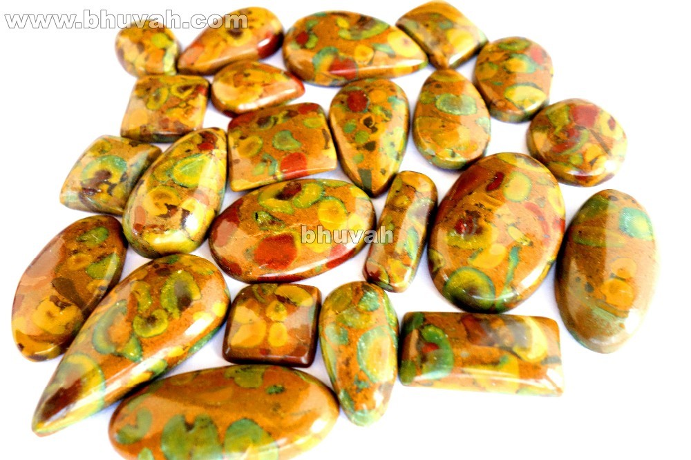 Bijoux en pierre de jaspe fruitée avec cabochon