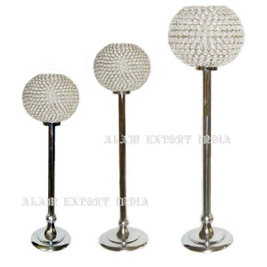 Último diseño Metal aluminio tamaño personalizado alto boda centro de mesa bola de cristal acabado plateado para decoración de mesa - Product Image 1