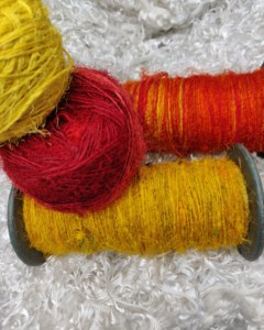 Hilo hilado reciclado de seda Sari ecológico para tejer a ganchillo, tejer, bordar y hacer cuerdas, mejorar la producción de textiles - Product Image 2