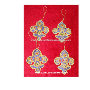 Adorno de Árbol Bordado a Mano con Hilo Zari, Adornos Navideños - Product Image 1