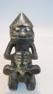 Statue scandinave en laiton pour la décoration de petite taille - Product Image 2