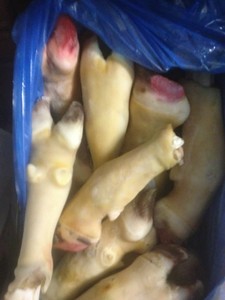 Carpes de bœuf glacée, pour la saison des animaux, pieds de bœuf - Product Image 2