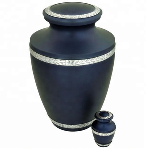 Urne de crémation en métal la plus exigeante avec conception de sculpture à la main pour les services funéraires Urne funéraire Premium Pure Funeral Memorial Keepsake Ashes - Product Image 2