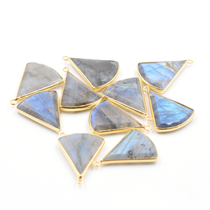 Labradorita Triángulo Forma 925 Bisel de plata esterlina Colgante chapado en oro Fabricación de joyas hechas a mano - Product Image 4