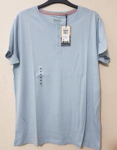 เสื้อยืดลำลองคุณภาพสูงสำหรับผู้ชาย ผ้าฝ้าย 100% แขนสั้น กระดุมติด ทรงปกติ คอกลม เป็นมิตรกับสิ่งแวดล้อม แห้งเร็ว ผลิตในบังกลาเทศ - Product Image 1