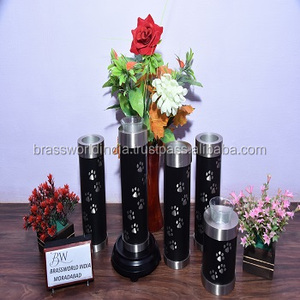 Juego de Urnas Altas para Mascotas Tealight Pet Midnight, Estilo Americano, Material Metálico, de Brassworld India, Artículos Funerarios Premium - Product Image 2