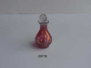 Flacons de parfum en verre taillé avec finition brillante Flacons de parfum en verre taillé avec finition brillante. - Product Image 6