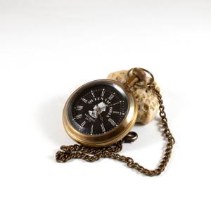 นาฬิกาพกสไตล์โบราณโบราณวิคตอเรียทะเลลอนดอนทำจากทองเหลือง2 "ของตกแต่งโต๊ะทำจากวัสดุโลหะโซ่หนัง - Product Image 3