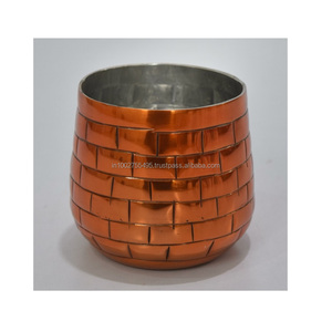 Porte-bougie en fer élégant et stylé pour bougies chauffe-plat, pots votifs faits à la main, 10x10x9,5 cm, pour la décoration de la maison et les cadeaux - Product Image 1