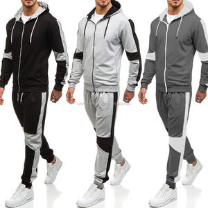 Ensemble de survêtement 2 pièces pour homme, respirant, antibactérien, tendance, avec logo personnalisé, t-shirt et short, idéal pour le jogging - Vente en gros - Product Image 2