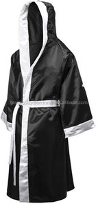 Robe de chambre en satin de soie personnalisée avec capuche pour la saison d'automne - Product Image 4