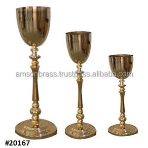 Vase modèle trompette de styliste en laiton doré, décoration traditionnel pour mariage - Product Image 5