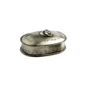 Metal Sheet Jewelry Box Oval Shape With Antique Silver Finishing Engraved Leaves Design Premium Quality For Organization