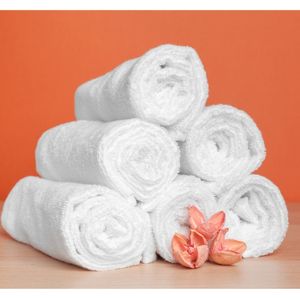 100% toallas de algodón Toalla de baño de microfibra de hotel al por mayor en la India Venta de fabricación con logotipo personalizado Toalla de hotel - Product Image 4