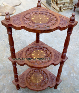 Estante Esquinero Plegable de Madera de 3 Niveles con Tallado a Mano y Diseño con Incrustaciones de Latón para Sala de Estar - Product Image 3