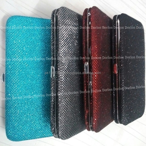 Kit de almacenamiento de pinzas de viaje ligeras con etiqueta privada personalizada Estuche de mantenimiento de cuidado personal de acero inoxidable brillante - Product Image 1