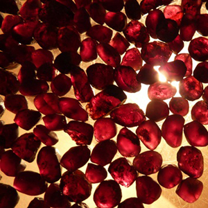 Grenat naturel violet brut, de corée, inde - Product Image 2