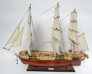 ROCKINGHAM Modèle de grand voilier en bois Idée cadeau nouveauté historique pour les amateurs d'histoire GIA NHIEN CO. LTD TS0240W - Product Image 4