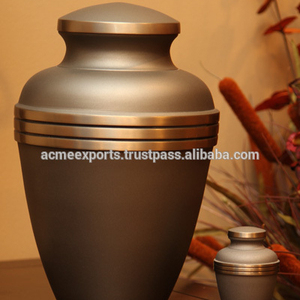 Urne de crémation élégante avec un design moderne pour des souvenirs commémoratifs paisibles - Product Image 2