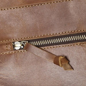 Sac de voyage en cuir véritable personnalisé OEM pour hommes sac de voyage de week-end en cuir haut de gamme d'Inde - Product Image 4