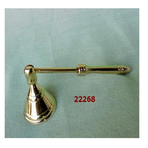 Éteignoir à bougie en laiton avec bougie à long manche pour la décoration de la maison - Product Image 3