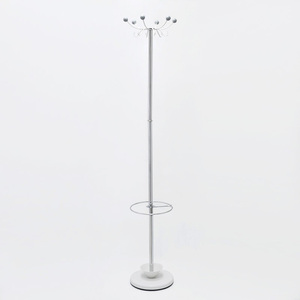 Support de Valet et Parapluie en Métal Moderne à 6 Cintres pour Organisateur de Vêtements de Salon - Product Image 1