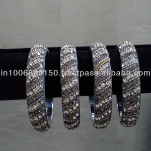 Diseño único Lac Crystal Fashion Bangle Brazaletes elegantes con detalles de cristal Premium - Product Image 4