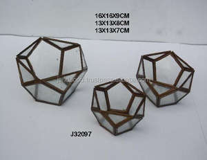 Venta caliente estilo diamante latón antiguo acabado latón y vidrio linterna votiva cajas geométricas decoración del hogar en precio al por mayor - Product Image 2