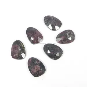 Eudialyte 18x13mm 8.70 cts fantezi gül kesim taş takı