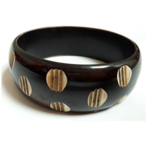 Brazaletes de Resina, Nuevo Diseño, Producto Hecho a Mano, Brazalete de Resina y Madera para Niñas y Mujeres - Product Image 3