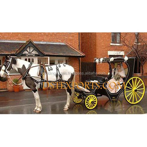 Carruaje blanco de la Victoria con capó rojo, carruaje de caballos de boda - Product Image 5