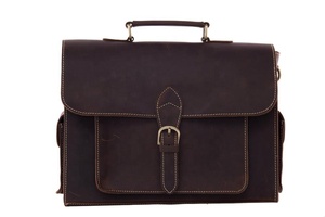 Porte-documents Vintage en cuir pour ordinateur portable - Product Image 2