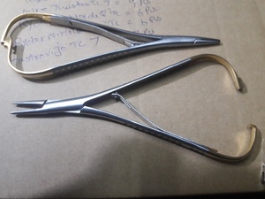 Portaagujas Mathieu TC de Carburo de Tungsteno, Instrumentos Dentales, Mango Plateado, Acero Inoxidable, Agarre Ergonómico, Certificado CE Clase II - Product Image 2