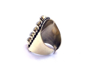 Bague classique à cinq pierres avec diamant et perle réglables en pierre de lune arc-en-ciel en laiton - Product Image 4