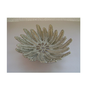 Plateau de service alimentaire en métal nouveau style décoratif moderne pour la décoration de table à manger thé café fruits forme ronde avec logo personnalisé - Product Image 4