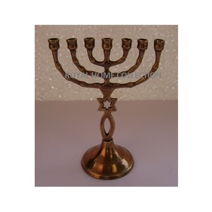 Nouveau Design Attrayant Articles De Table Décoratifs Pour La Maison Menorah Bougeoir À 7 Branches Chandelier Pour Les Fournisseurs De Gros - Product Image 1