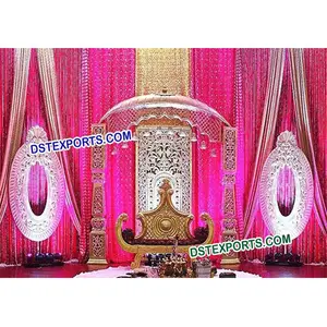Pakistani Wedding Golden Stage Set Wedding Stage Decoration with Oval Panels Modern King Stage