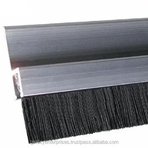 Cepillos de limpieza de tiras de nylon Producto de alta calidad para una limpieza efectiva - Product Image 1