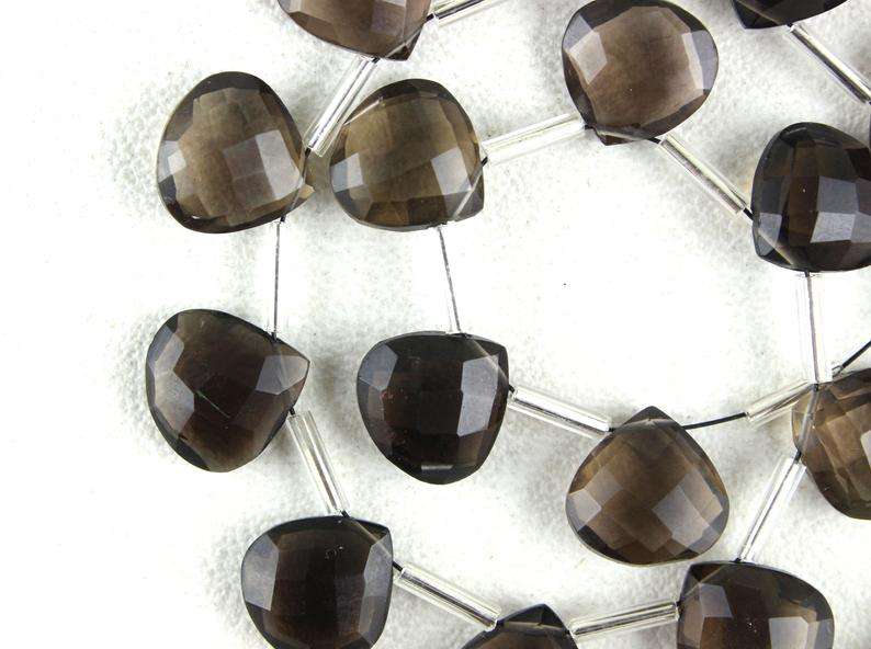 สีน้ำตาล