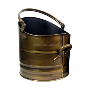 Seau à charbon traditionnel en bois flotté accessoires de cheminée faits à la main seau à charbon de cendres seau à charbon en métal de haute qualité - Product Image 1