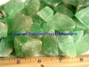 Trozos de la mejor calidad de Chakra curativo Calcita Piedras de cristal en bruto verde natural Piedras preciosas minerales - Product Image 3