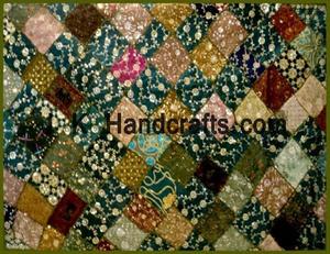 TAPIZ DE SOBREMESA SARI VINTAGE CON CUENTAS EXÓTICAS - Product Image 1