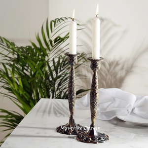 Bougeoir pilier en métal perlé en cristal plaqué argent idéal élégant pour la décoration de table de mariage et de maison - Product Image 5