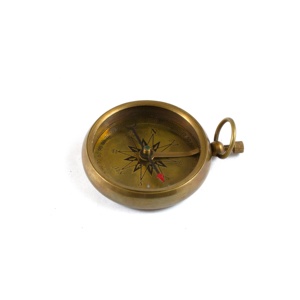 Amkers 2 Inch Queen Brass <b>Compass</b> Customised Text Leather Bag NC262 <b>Personalised</b> Desktop Souvenir Promotional Gifts Made Metal - Product Image 1